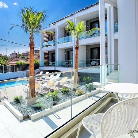 Senso Suites Néa Péramos エクステリア 写真