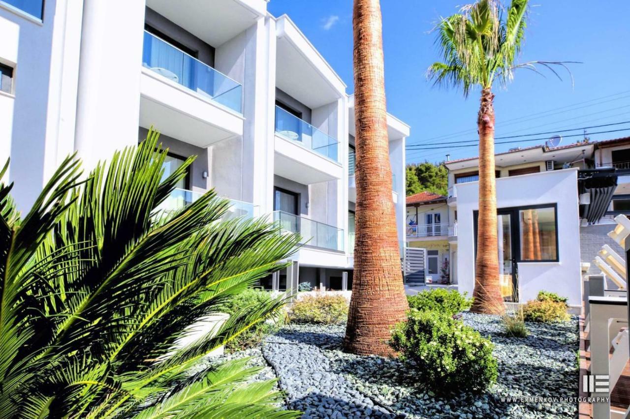 Senso Suites Néa Péramos エクステリア 写真