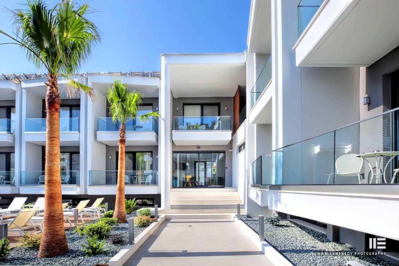 Senso Suites Néa Péramos エクステリア 写真