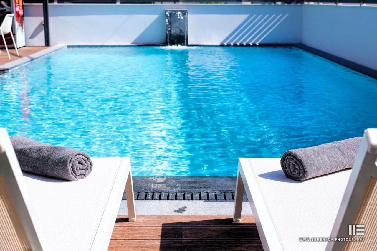 Senso Suites Néa Péramos エクステリア 写真