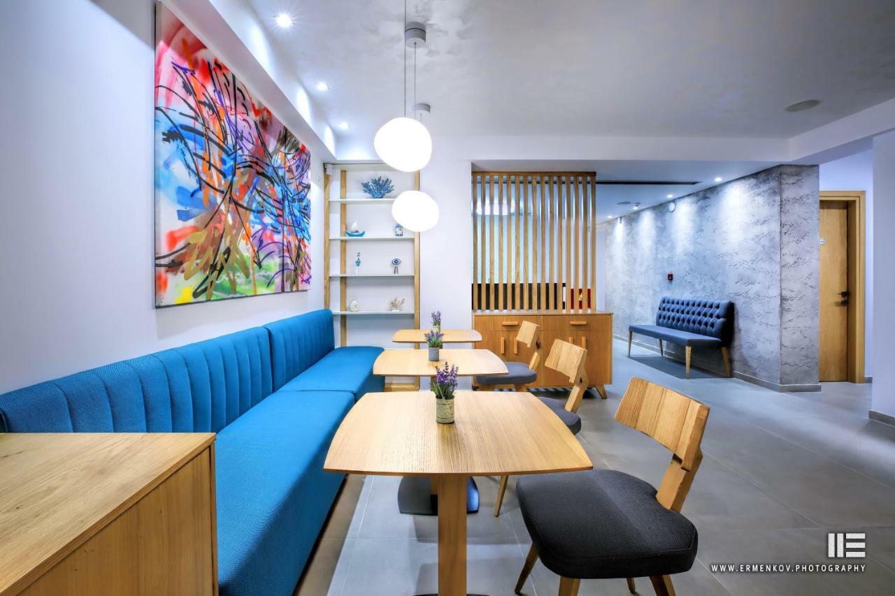 Senso Suites Néa Péramos エクステリア 写真