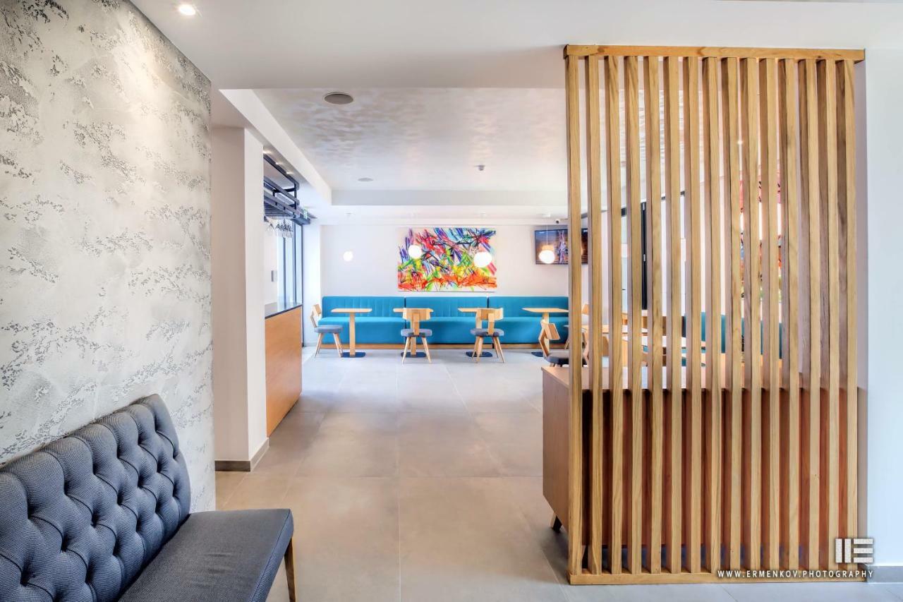 Senso Suites Néa Péramos エクステリア 写真