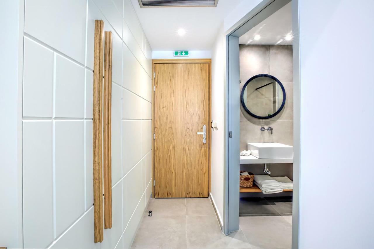 Senso Suites Néa Péramos エクステリア 写真