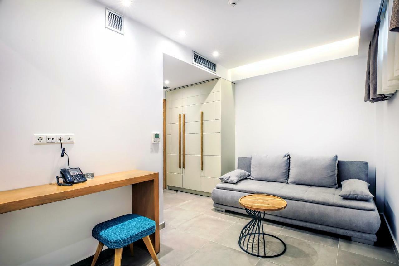 Senso Suites Néa Péramos エクステリア 写真